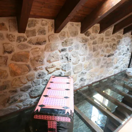 El Conventu Del Asturcon * Lago