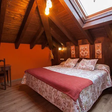 Hétvégi ház El Conventu Del Asturcon *